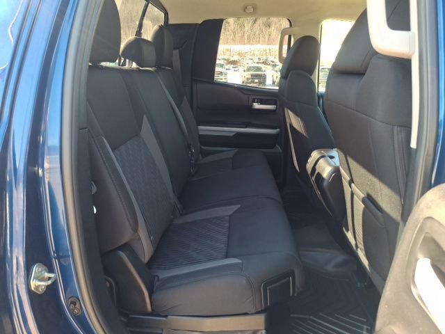 Used 2015 Toyota Tundra SR5 w/ SR5 Upgrade Package image 41