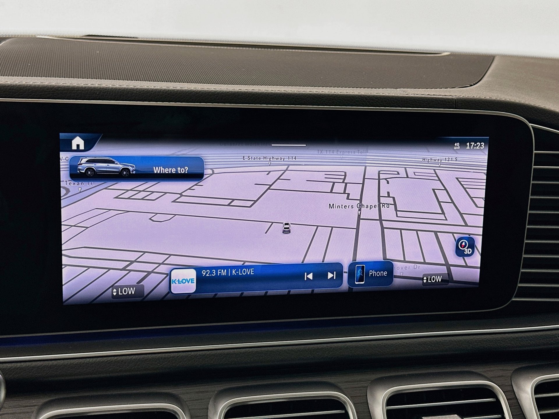 New 2026 Mercedes-Benz GLS 580 4MATIC image 14