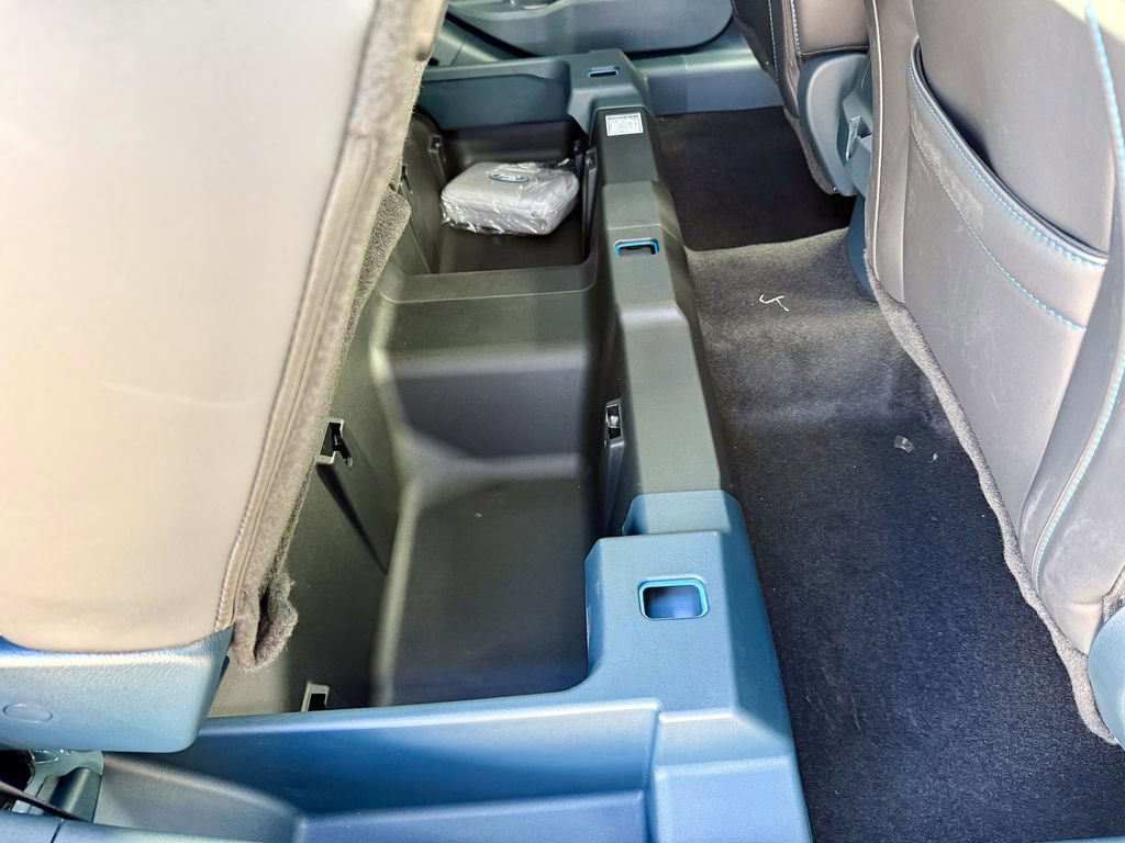 New 2025 Ford Maverick Lobo image 18