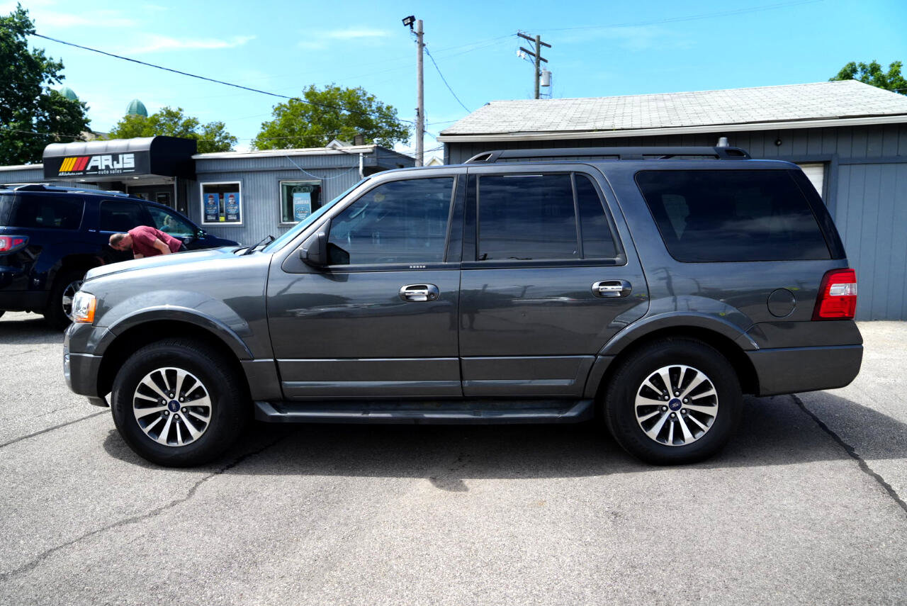Used 2017 Ford Expedition XLT w/ Equipment Group 202A image 10