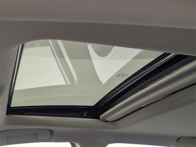 Used 2023 Nissan Altima 2.5 SR w/ SR Premium Package image 12