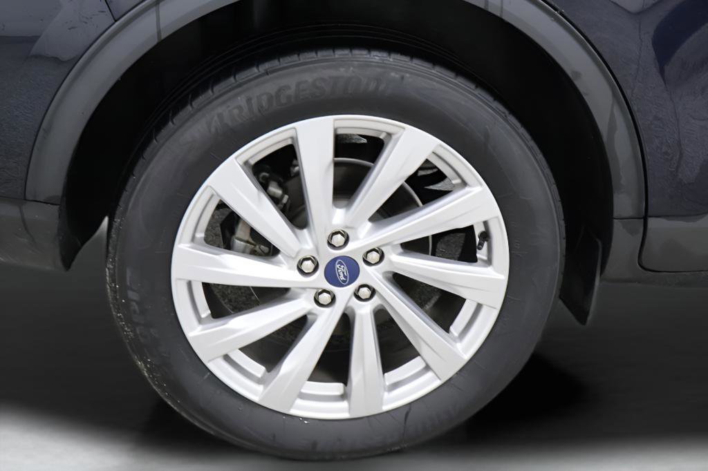 Used 2021 Ford Escape Titanium w/ Titanium Elite Package image 32