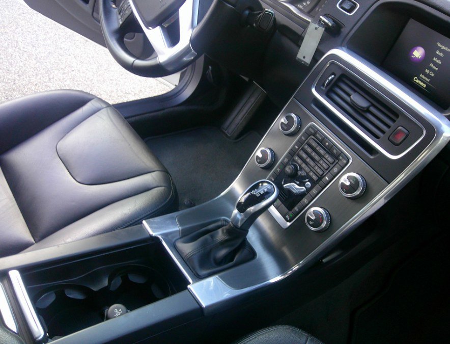 Used 2016 Volvo S60 T5 Premier w/ Convenience Package image 52