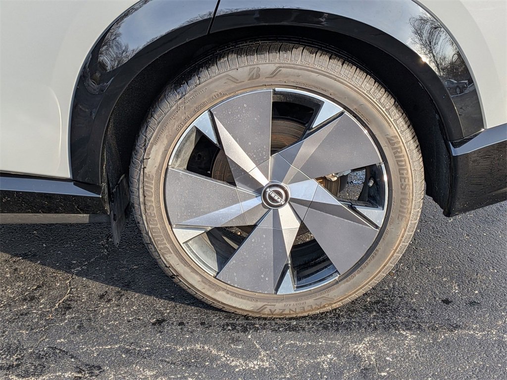 Used 2024 Nissan Ariya AWD image 25