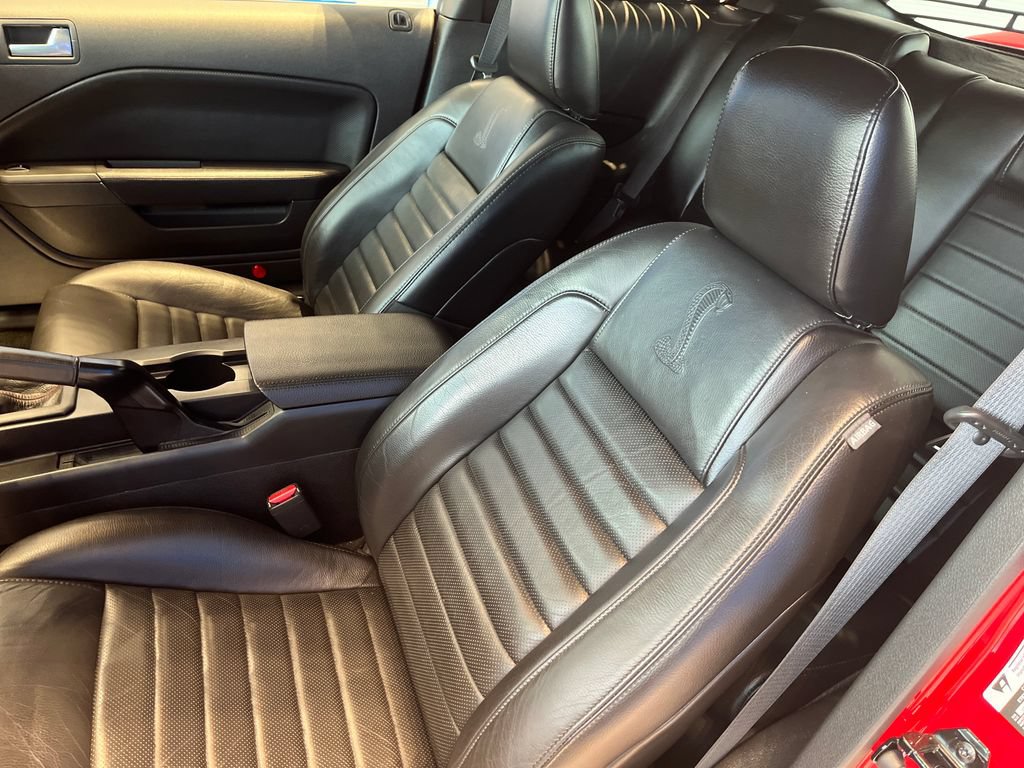 Used 2007 Ford Mustang Shelby GT500 RWD image 12