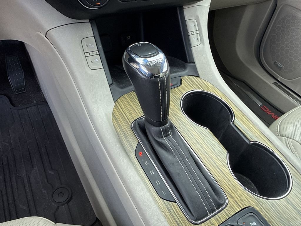 Used 2019 GMC Acadia Denali image 20
