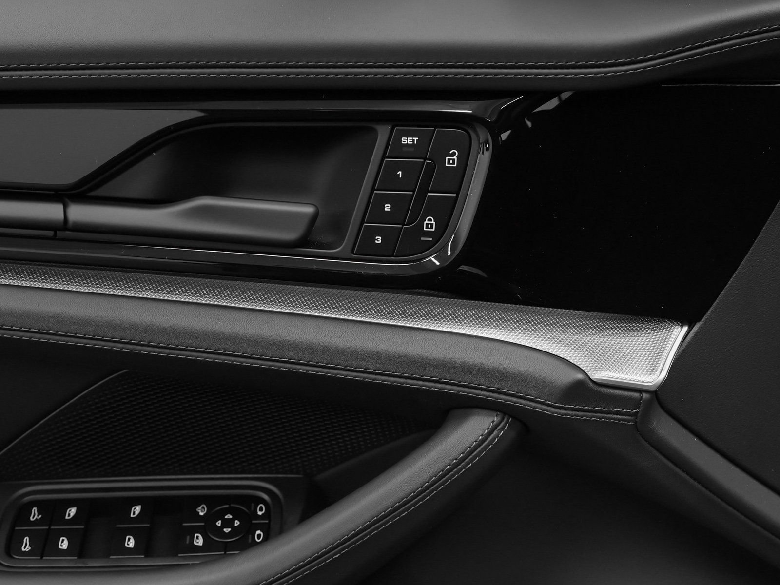 New 2026 Porsche Panamera 4 AWD/4WD image 30