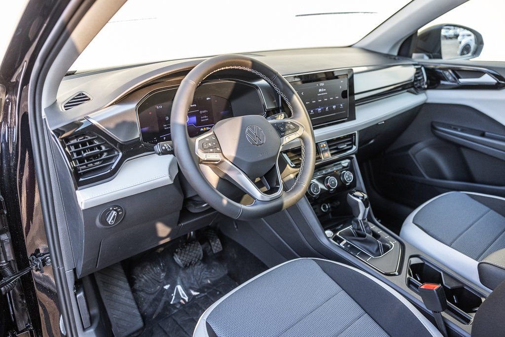 New 2026 Volkswagen Taos S FWD image 7
