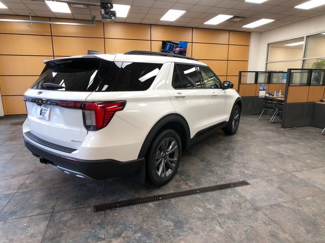 New 2026 Ford Explorer Active w/ Active Comfort Package AWD/4WD image 7