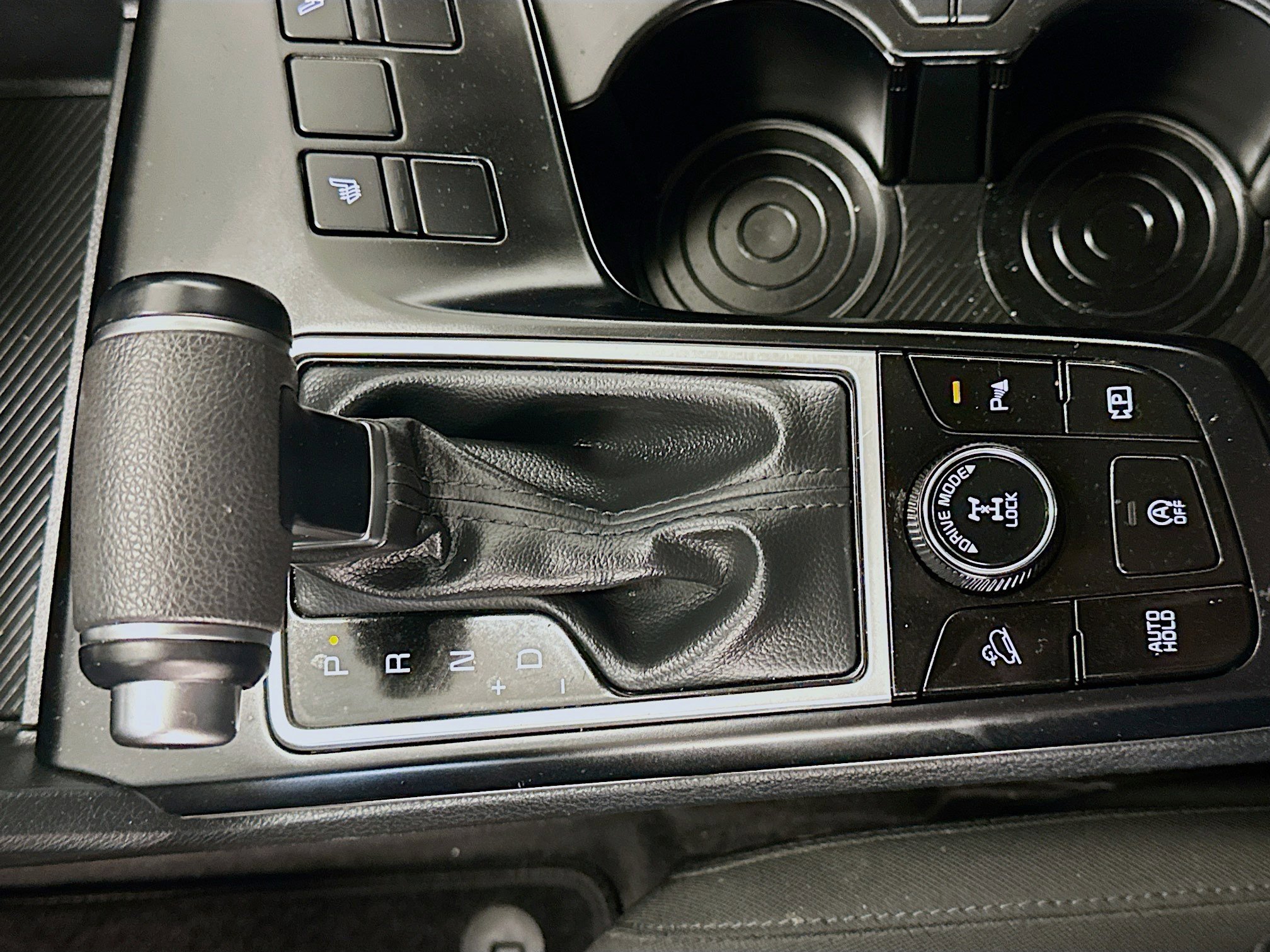 Used 2025 Kia Sportage LX image 25