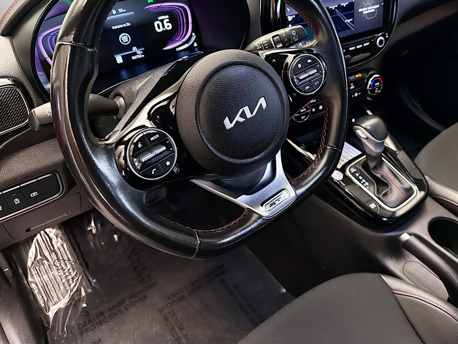 Used 2023 Kia Soul GT-Line image 7