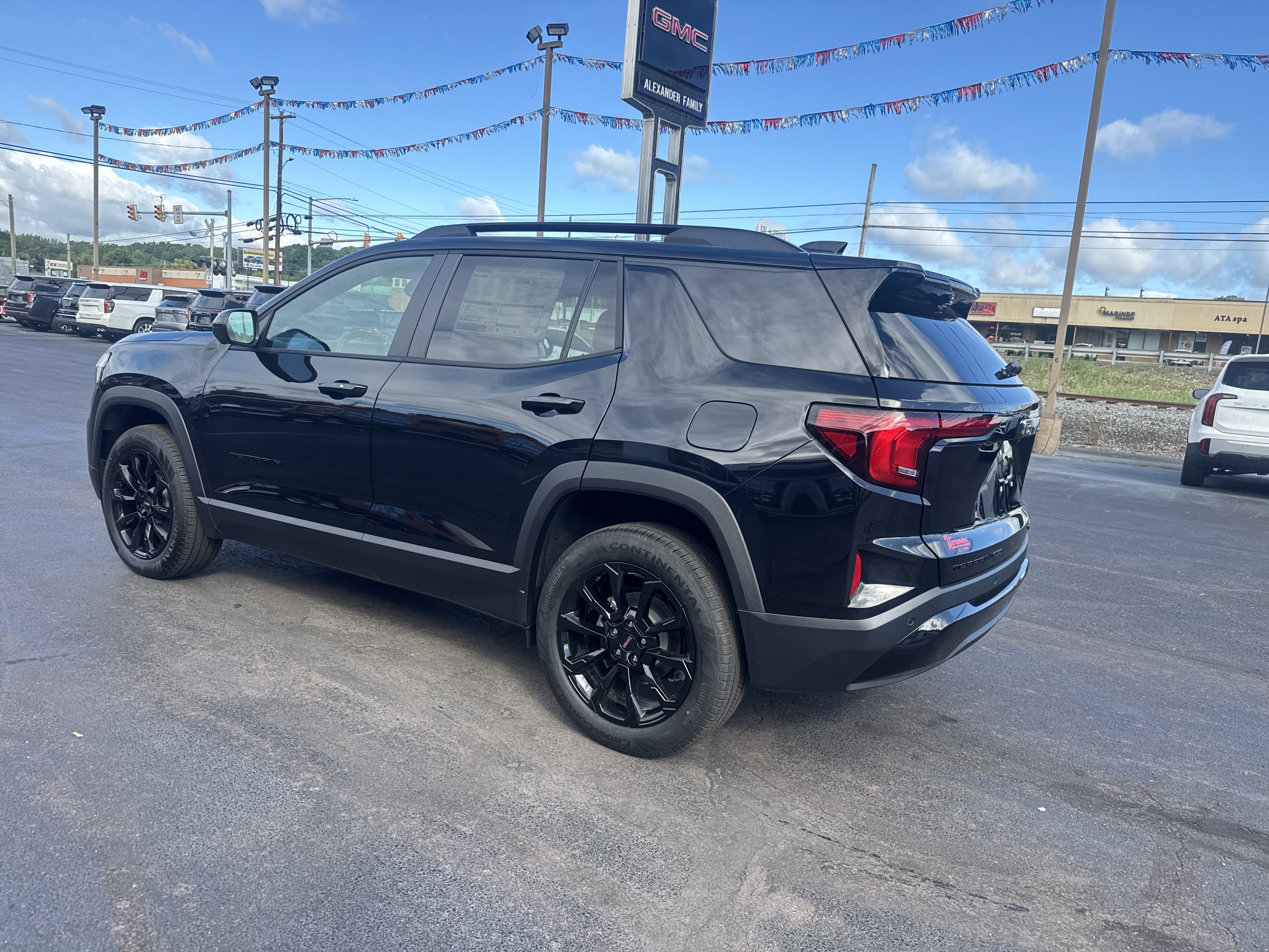New 2027 GMC Terrain Elevation w/ Elevation Premium Package AWD/4WD image 6