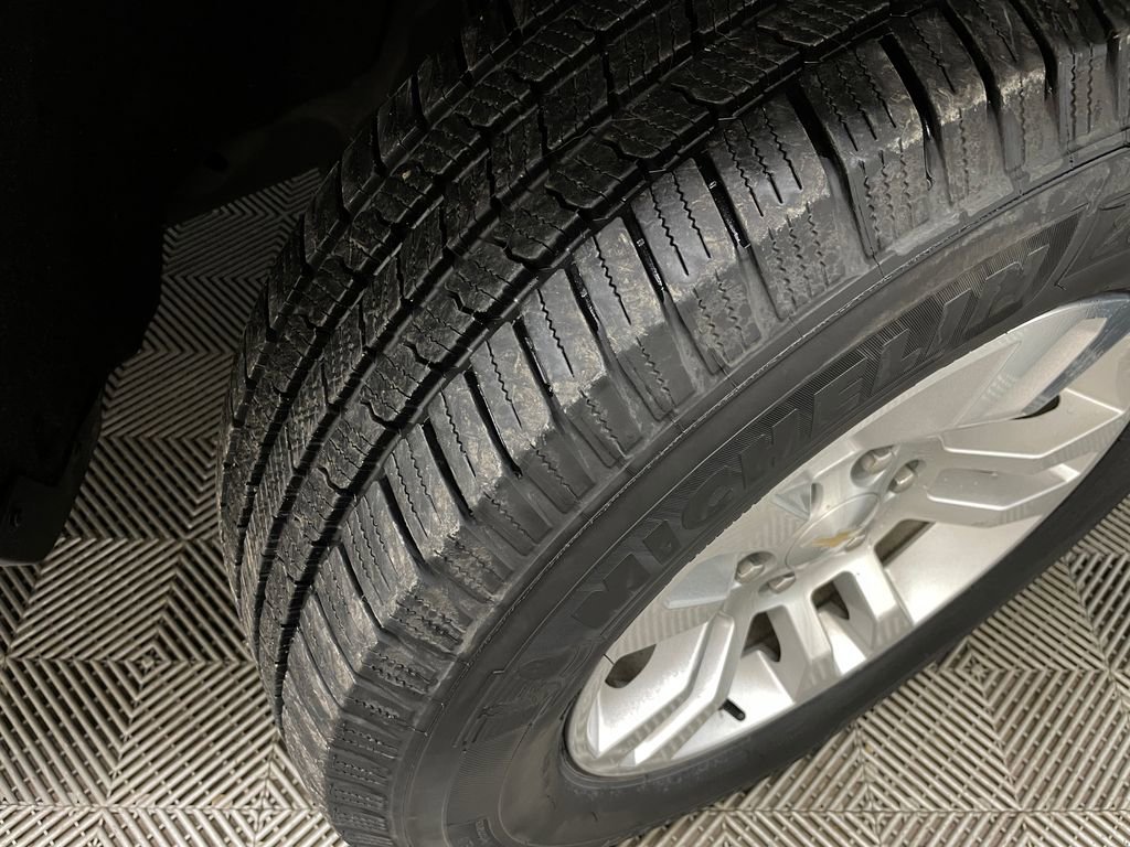 Used 2018 Chevrolet Silverado 1500 LT w/ All Star Edition image 48