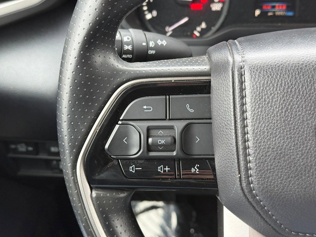 Used 2024 Toyota Tundra SR5 image 21