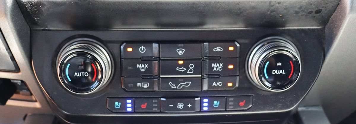 Used 2019 Ford F150 Raptor w/ Equipment Group 802A Luxury AWD/4WD image 46