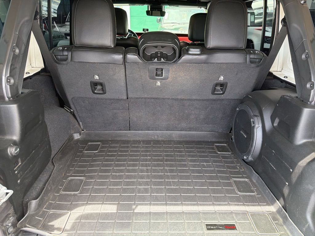 Used 2021 Jeep Wrangler Unlimited Rubicon AWD/4WD image 15