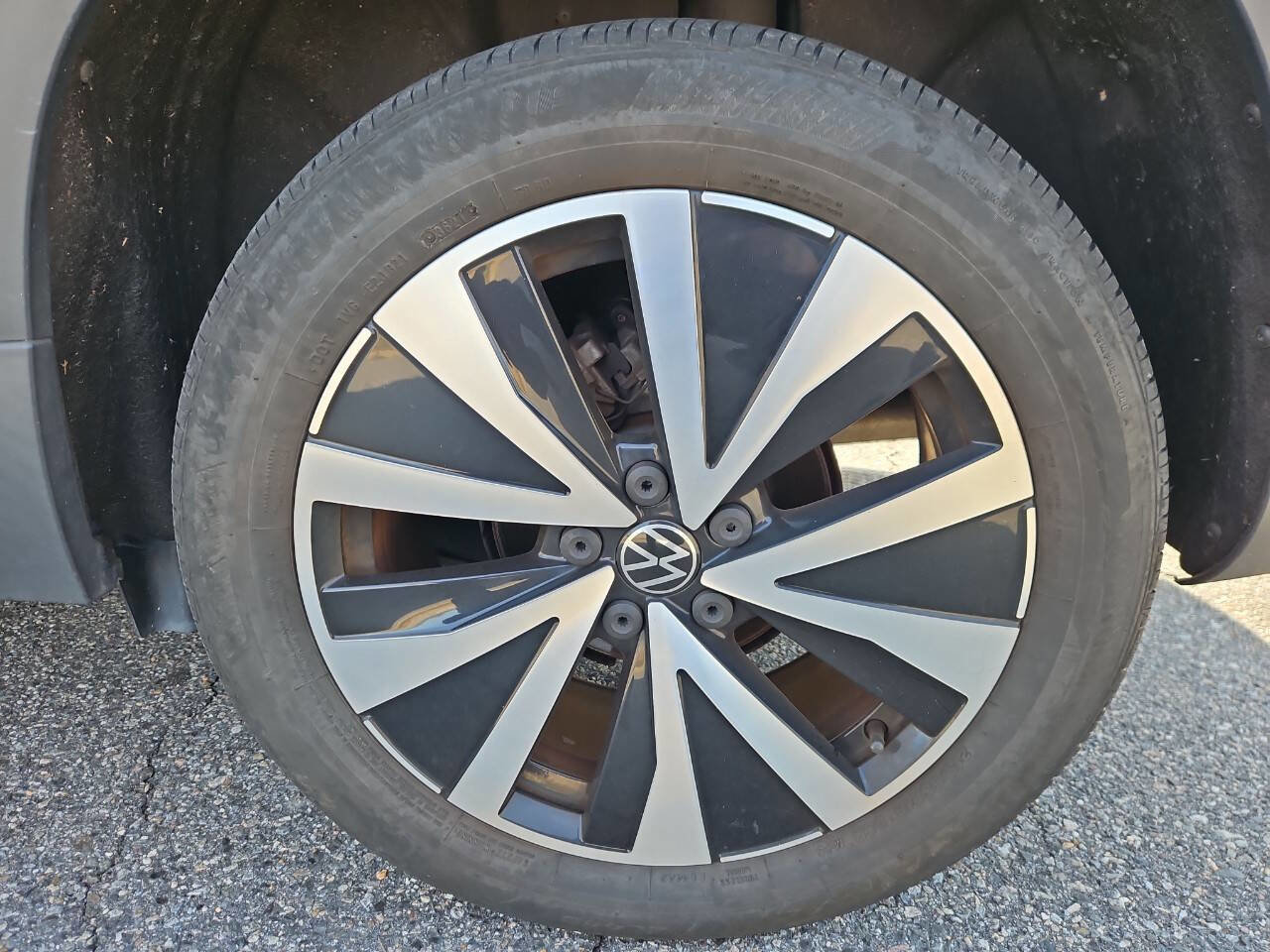 Used 2022 Volkswagen Taos SE image 19