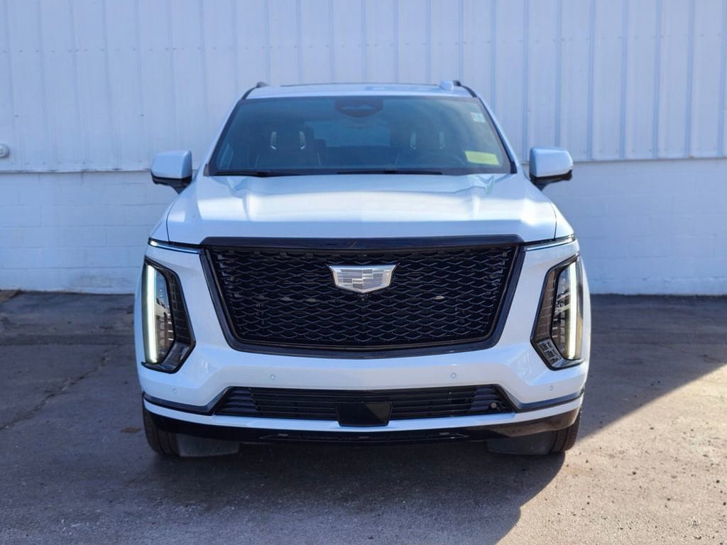 Certified 2026 Cadillac Escalade Platinum Sport w/ LPO, ONYX Package AWD/4WD image 8