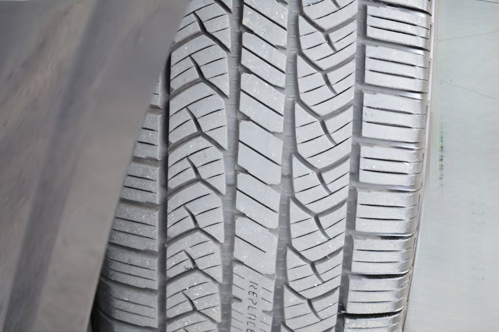 Used 2021 GMC Terrain Denali w/ Denali Premium Package image 5