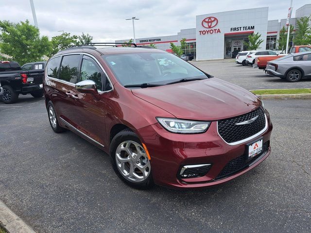 Used 2022 Chrysler Pacifica Limited FWD image 5