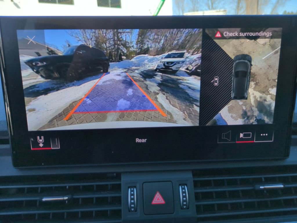 Used 2024 Audi Q5 e Premium Plus image 26