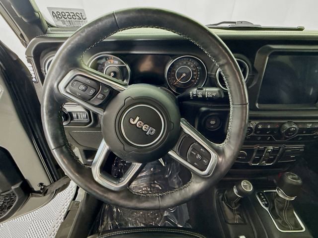 Used 2019 Jeep Wrangler Unlimited Sahara w/ Uconnect 4C Nav & Sound Group AWD/4WD image 11