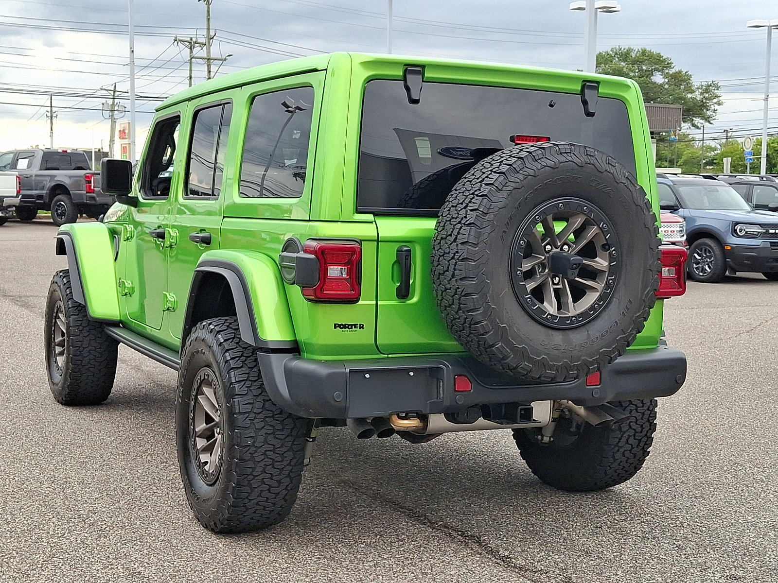 Used 2025 Jeep Wrangler Unlimited Rubicon 392 AWD/4WD image 8