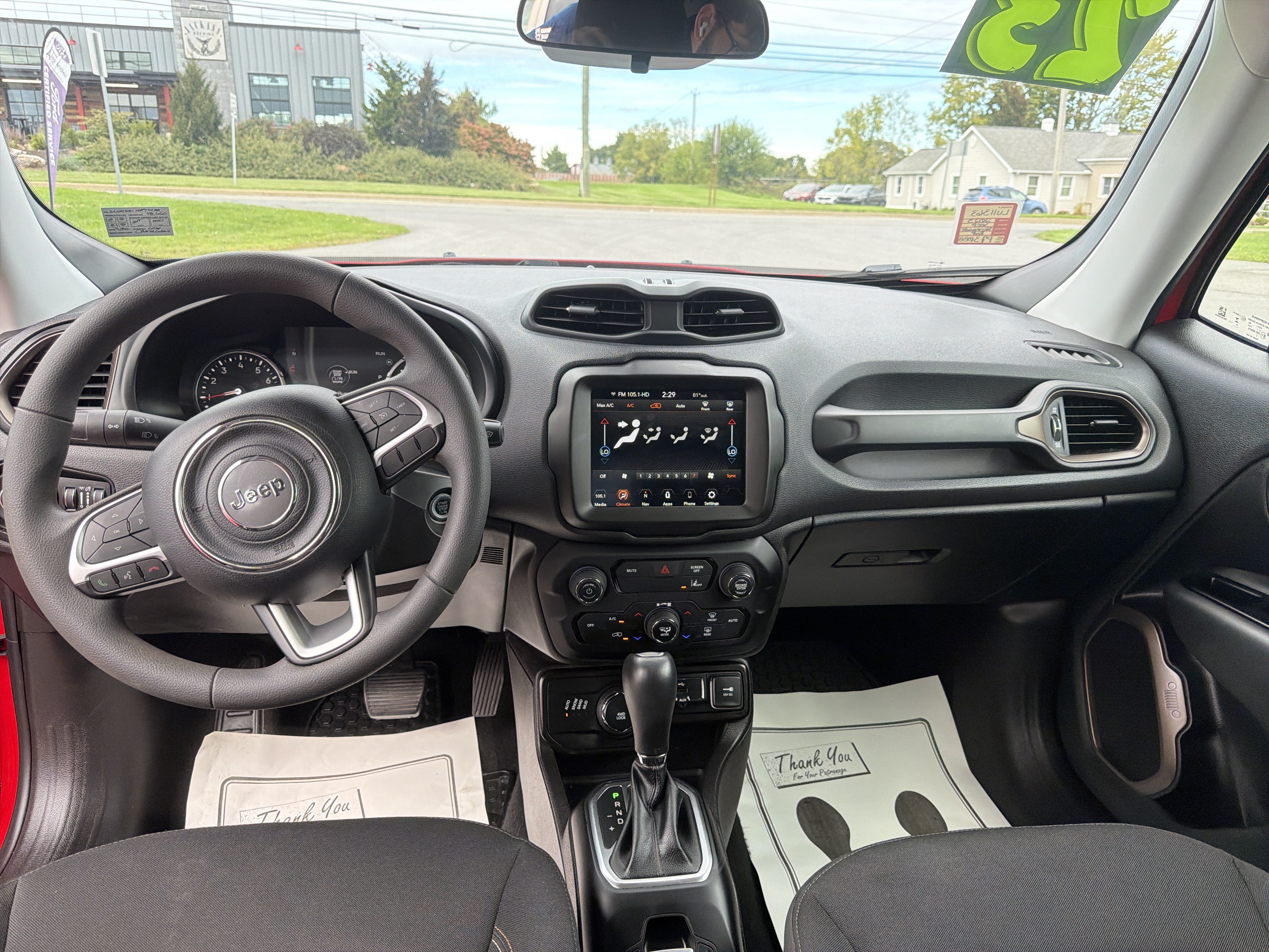 Used 2023 Jeep Renegade Latitude AWD/4WD image 14