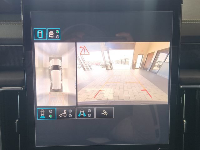 Used 2025 GMC Yukon Elevation w/ LPO, Floor Liner Package AWD/4WD image 6