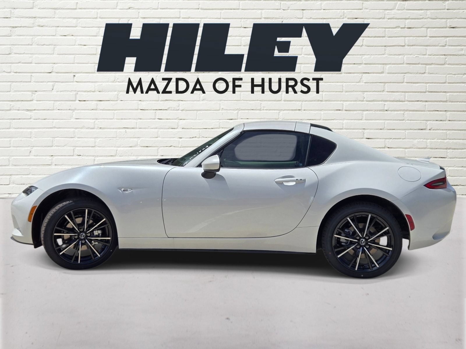 New 2026 MAZDA MX-5 Miata RF Grand Touring RWD image 3