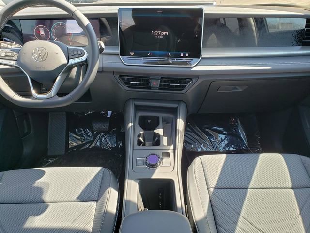 New 2026 Volkswagen Tiguan SE image 9