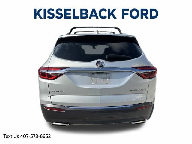 Used 2018 Buick Enclave Premium w/ LPO, Hit The Road Package AWD/4WD image 4