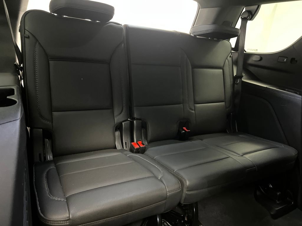 Used 2025 GMC Yukon Denali image 30