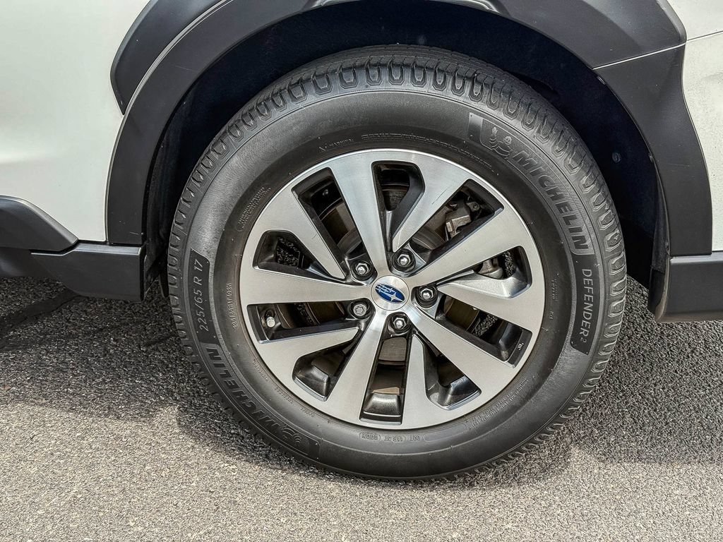Used 2024 Subaru Outback Premium AWD/4WD image 10