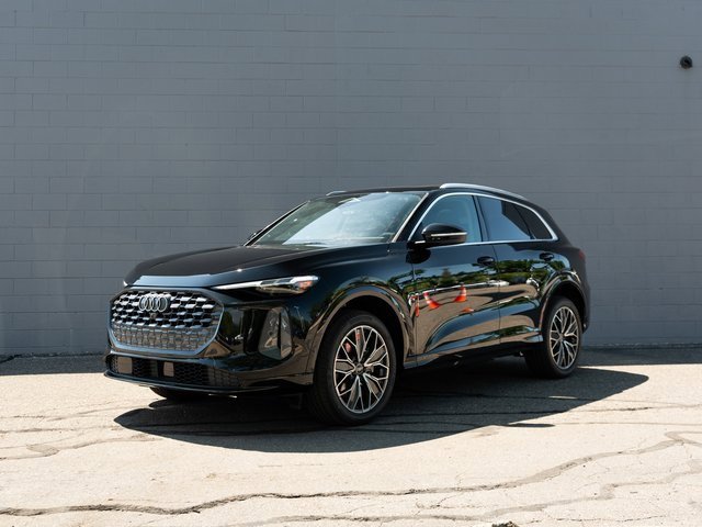 New 2025 Audi Q5 Premium Plus w/ Premium Plus image 1