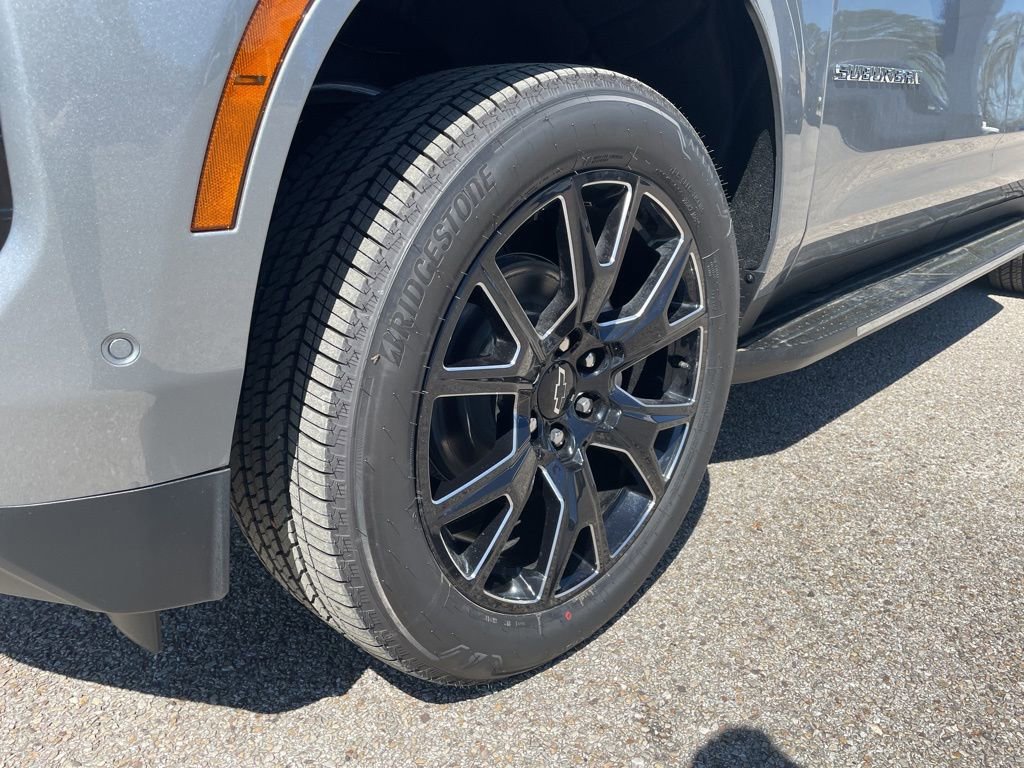 New 2026 Chevrolet Suburban Premier w/ Sun And Tow Package image 10