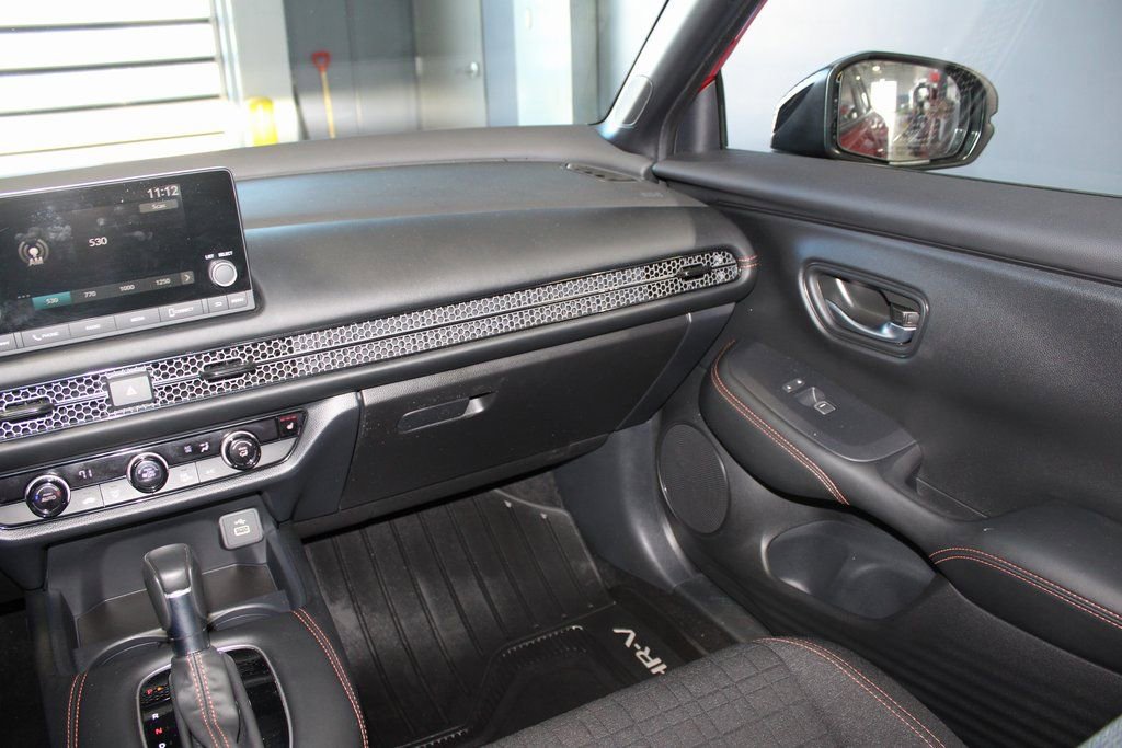 Certified 2025 Honda HR-V Sport image 22