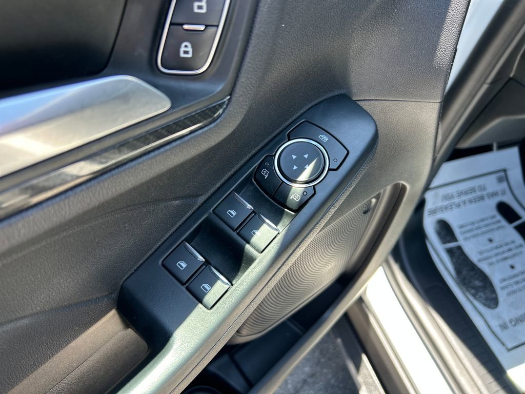 Used 2023 Ford Escape ST-Line w/ Tech Pack #1 AWD/4WD image 13