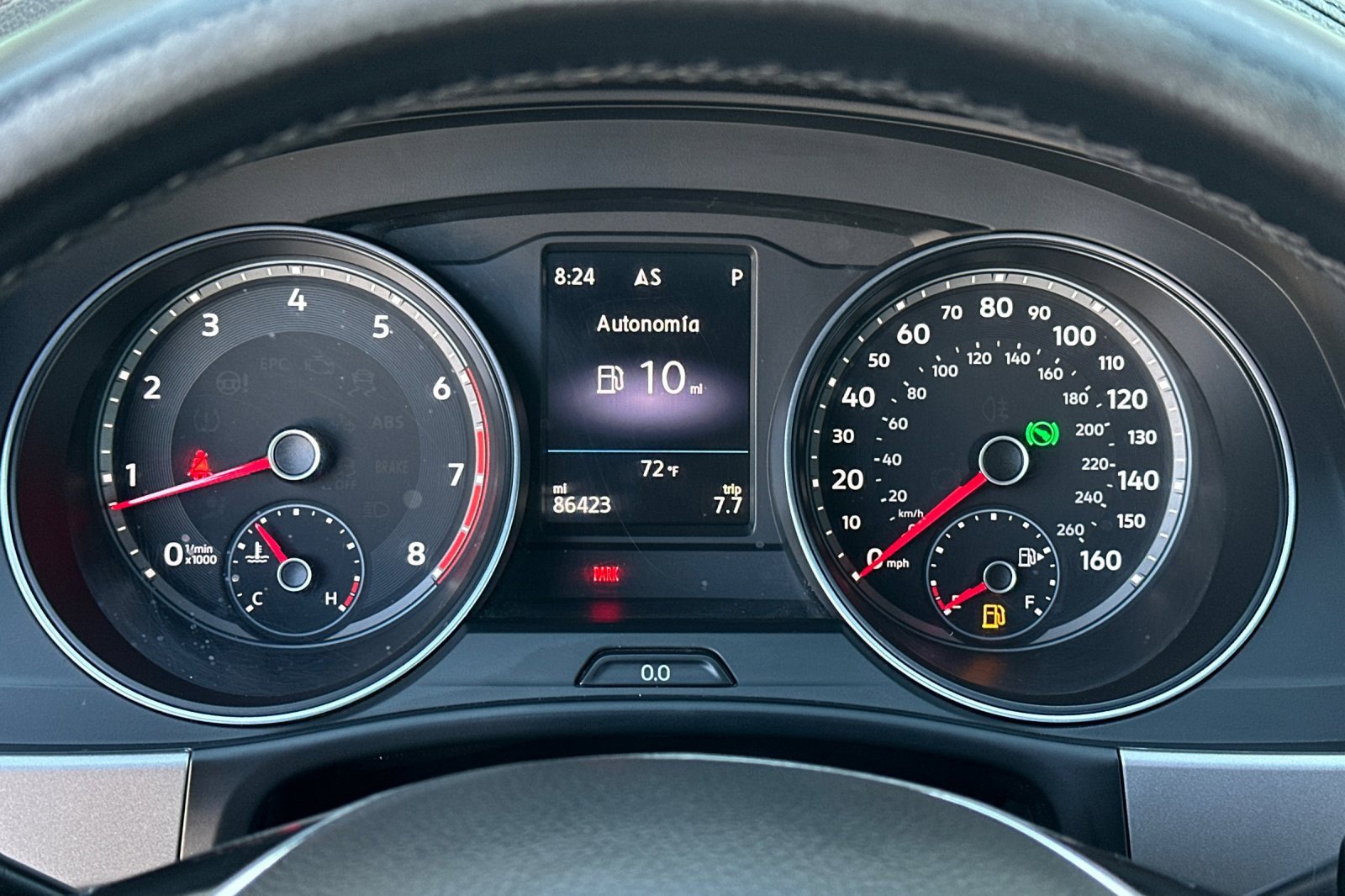 Used 2018 Volkswagen Atlas SE image 25