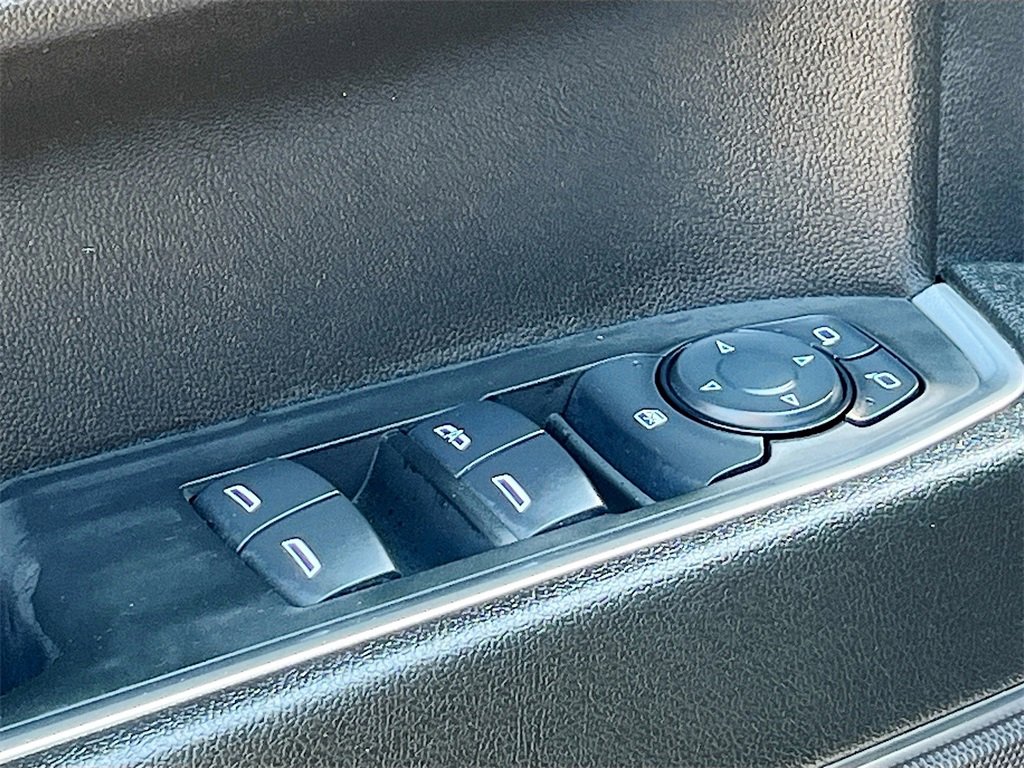 Used 2024 GMC Sierra 1500 Elevation image 17