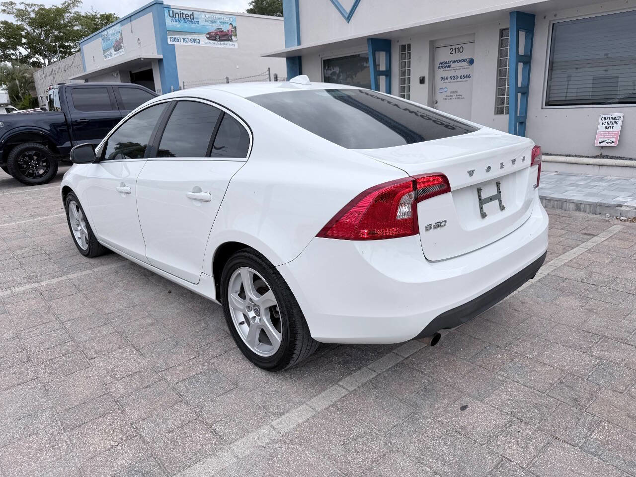 Used 2012 Volvo S60 T5 FWD image 11