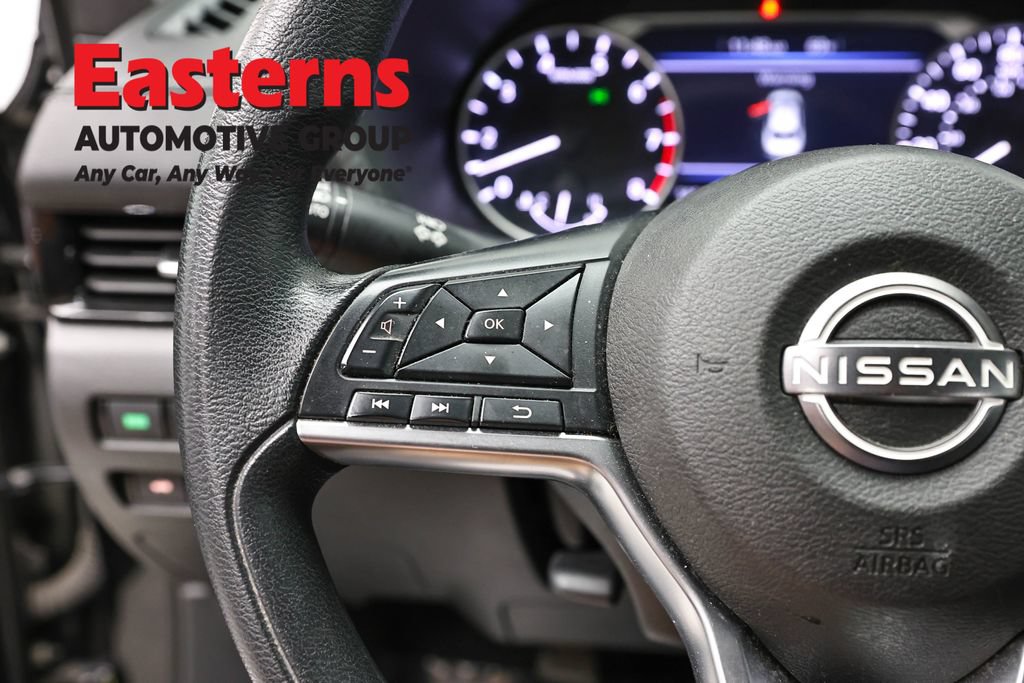 Used 2024 Nissan Sentra SV FWD image 15