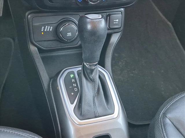 Used 2021 Jeep Renegade Limited AWD/4WD image 12