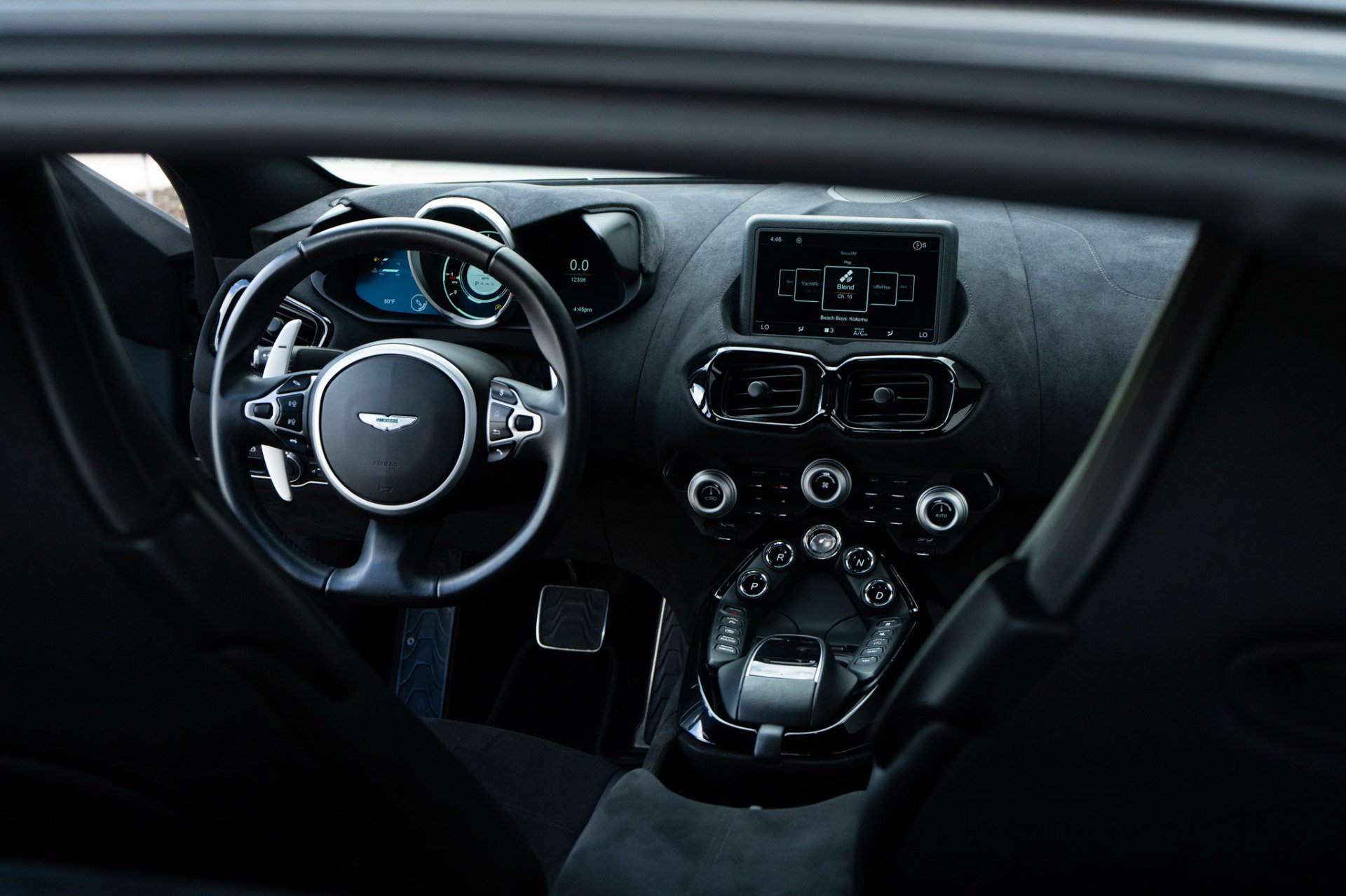 Used 2020 Aston Martin V8 Vantage Coupe RWD image 10