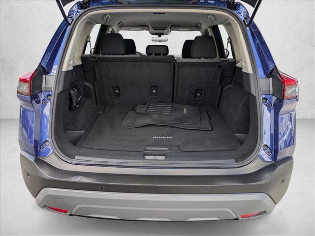 Certified 2023 Nissan Rogue SV image 6