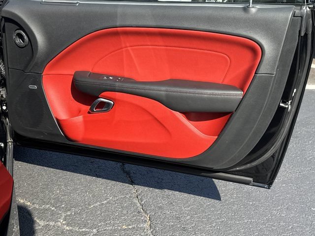 Used 2018 Dodge Challenger R/T Scat Pack RWD image 21