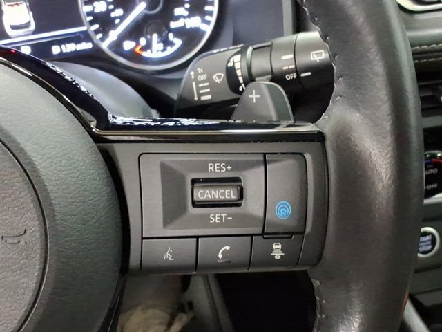 Used 2023 Nissan Rogue SV w/ SV Premium B Package image 24