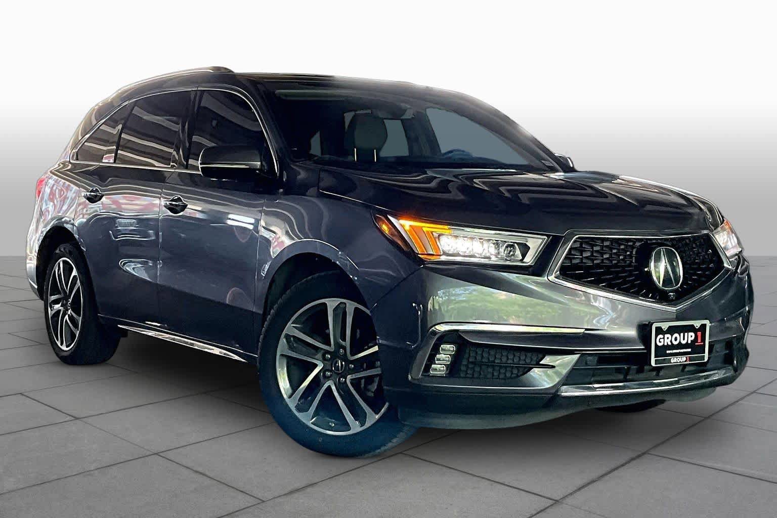 Used 2017 Acura MDX SH-AWD image 2