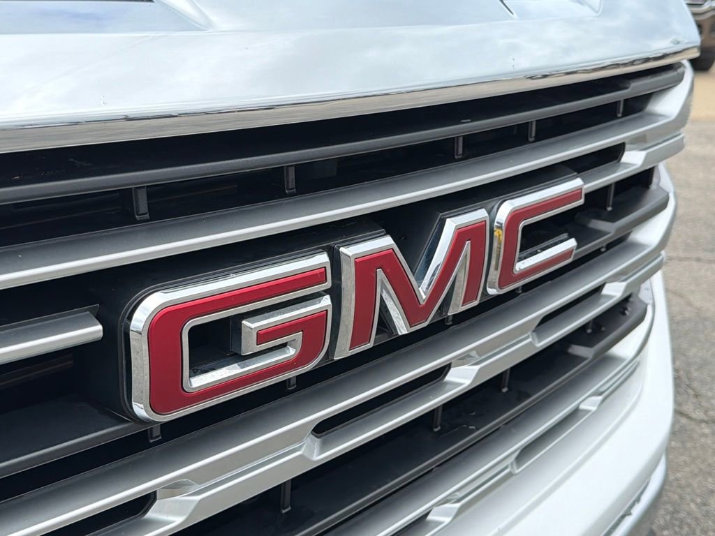 Used 2023 GMC Sierra 1500 SLE image 11