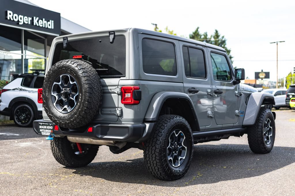 Used 2023 Jeep Wrangler Unlimited Rubicon 4xe w/ Cold Weather Group AWD/4WD image 7